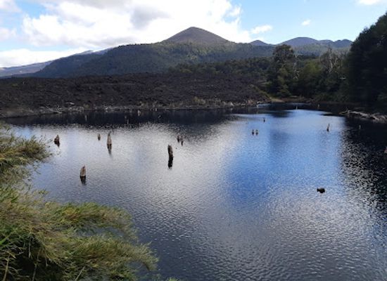 chile/araucania-region/attraction/laguna-arcoiris