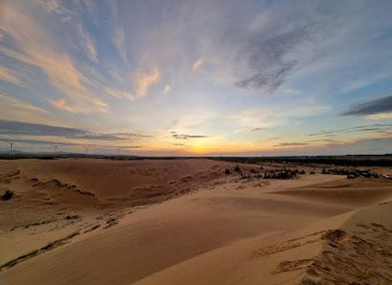 vietnam/mui-ne/attraction/white-sand-dunes