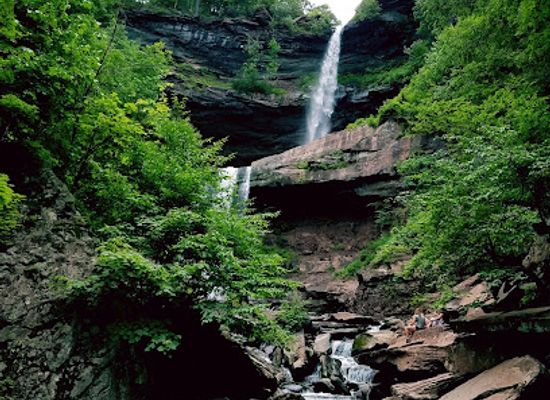 new-york/catskill-mountains/attraction/kaaterskill-falls
