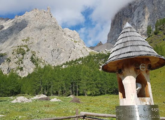 italy/dolomites/attraction/centro-geografico-delle-dolomiti