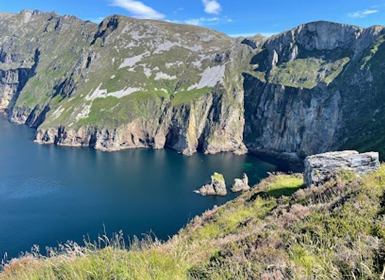 ireland/slieve-league/attraction/sliabh-liag-walk