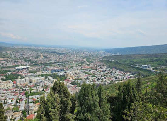 georgia/mtskheta-mtianeti/attraction/mtatsminda-view-point