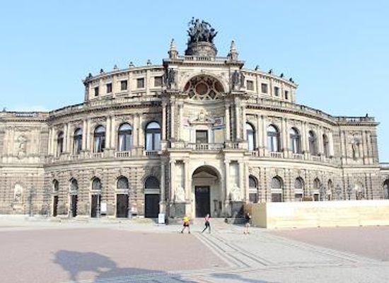 germany/dresden/attraction/semperoper-dresden