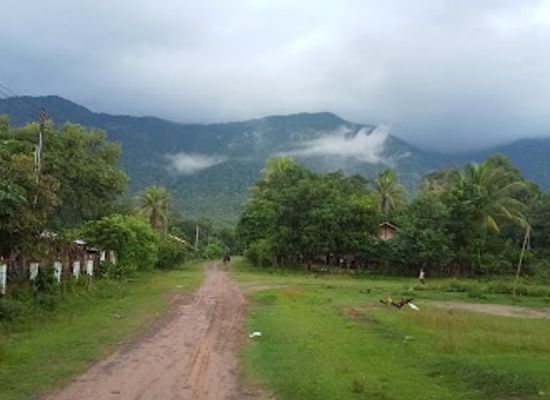 laos/attapeu-province/attraction/tadyah-waterfall