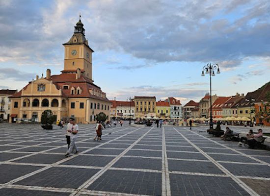 romania/brasov/schei/attraction/fantana-siebenburger