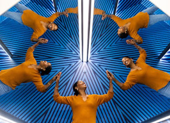 illinois/chicago/attraction/museum-of-illusions-chicago