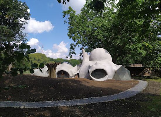 belgium/hesbaye/attraction/maison-bulle