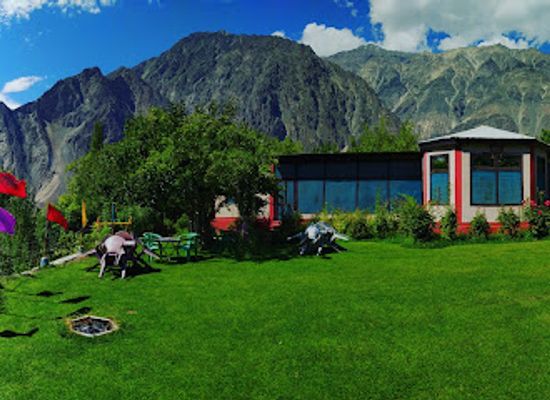 pakistan/gilgit/attraction/royal-garden-hotel