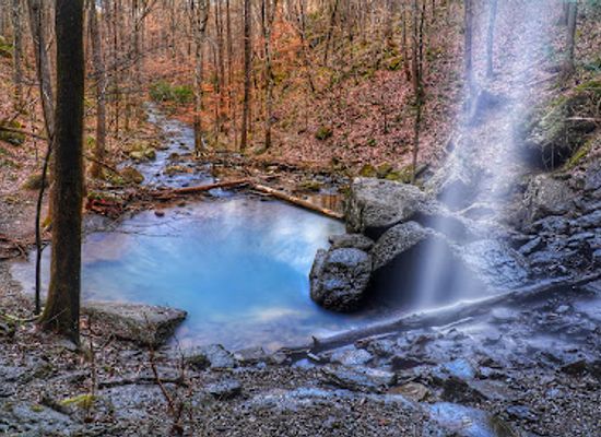 alabama/hill-country/attraction/falling-rock-falls-trail-head