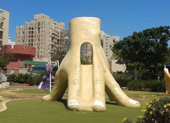israel/holon/attraction/story-garden-five-senses