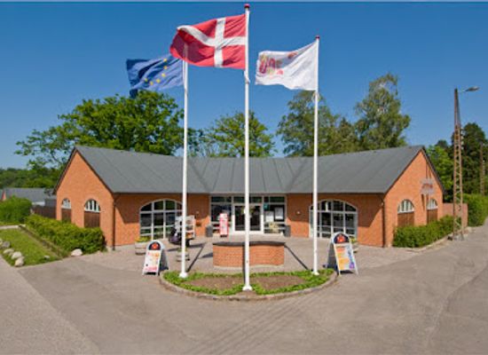 denmark/gedser-odde/attraction/guldborgsund-zoo-botanisk-have