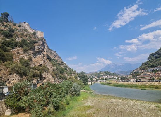 albania/central-albania/attraction/old-town-berat