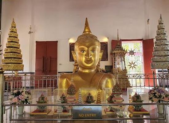thailand/phuket/attraction/wat-phra-thong