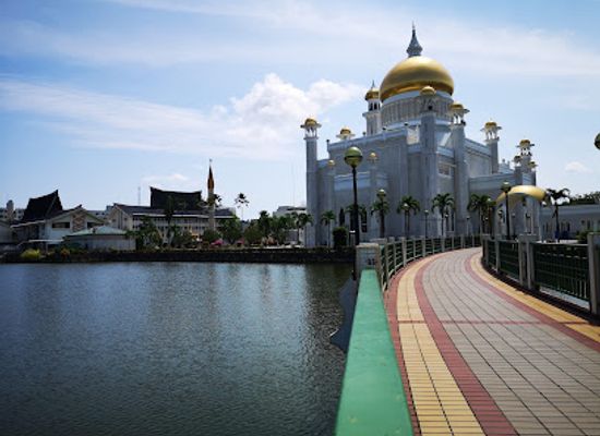 brunei/tutong-district/attraction/brunei-waterfront