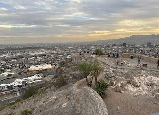 texas/el-paso/kern-place/attraction/el-paso-star