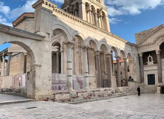 croatia/dalmatia/attraction/saint-domnius-bell-tower