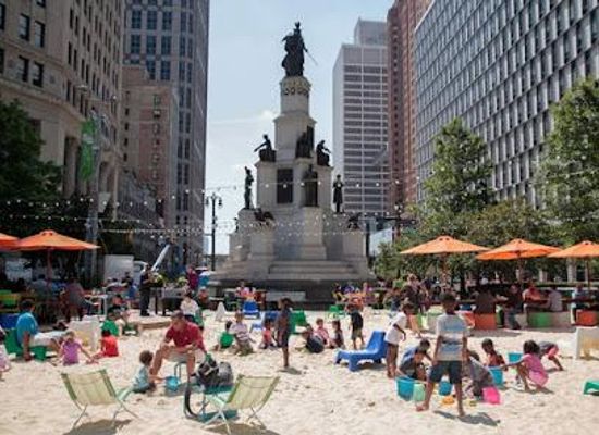 michigan/detroit/attraction/campus-martius-park