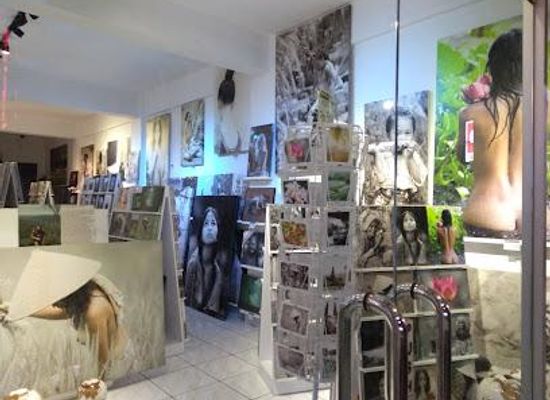 indonesia/bali/attraction/nacivet-art-photography-gallery-dhyana