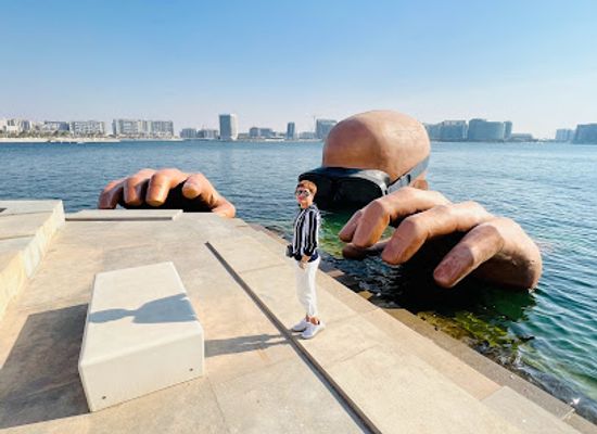 united-arab-emirates/yas-island/attraction/the-emerging-man