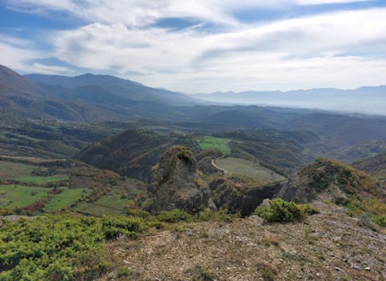 albania/mat/attraction/guri-i-gjate