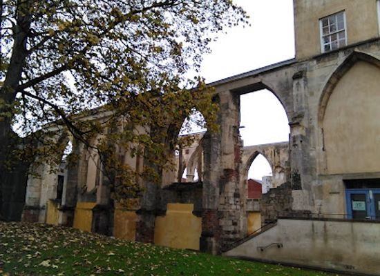 united-kingdom/gloucestershire/landmark/greyfriars
