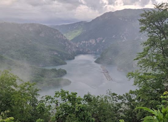 montenegro/piva/attraction/rock-climbing-lake-piva