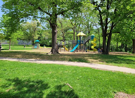 iowa/west-des-moines/attraction/greenwood-ashworth-park