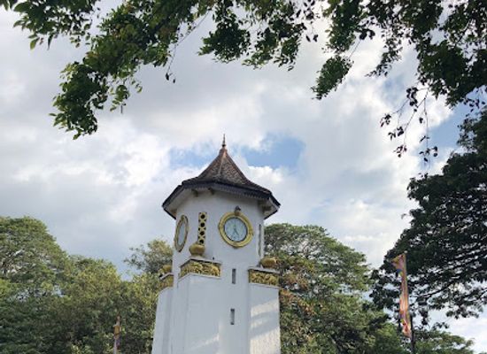 sri-lanka/kandy-district/attraction/kandy-clock-tower-view-point
