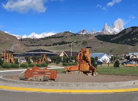 argentina/cerro-fitz-roy/attraction/la-mochila-gigante