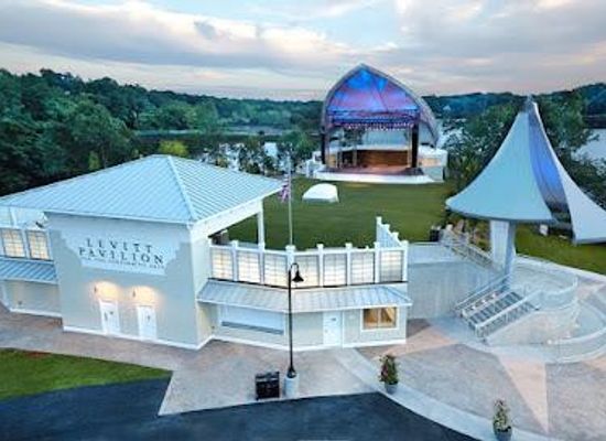 delaware/milford/attraction/levitt-pavilion