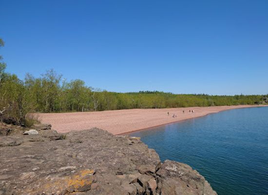 minnesota/north-shore/attraction/iona-s-beach-scientific-and-natural-area-sna