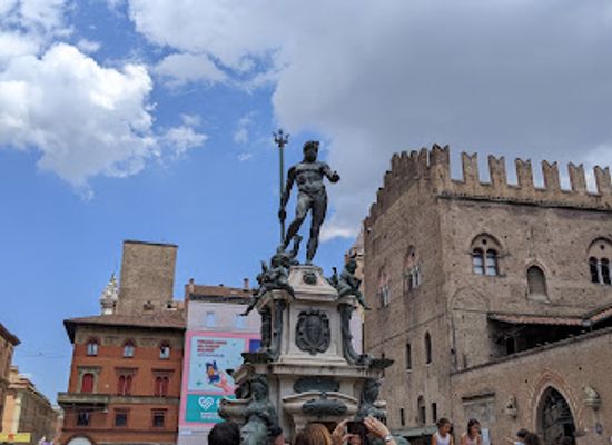 italy/emilia-romagna/attraction/torre-scappi
