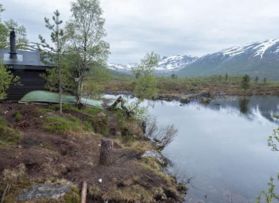 norway/senja-island/attraction/trailhead-andervatnet