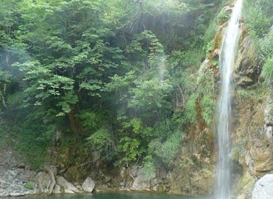 greece/epirus/attraction/balta-di-stringa-waterfalls