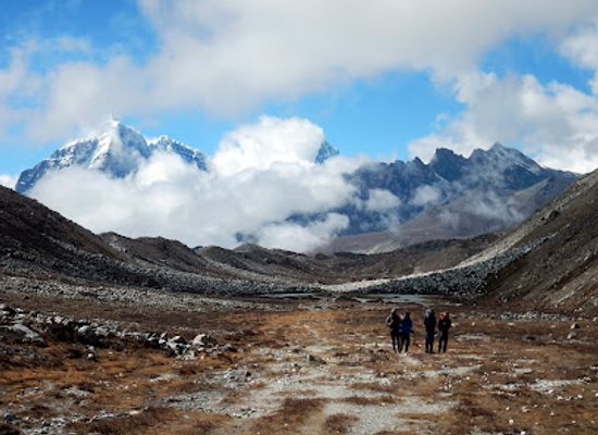 nepal/everest-base-camp/attraction/island-peak-climbing