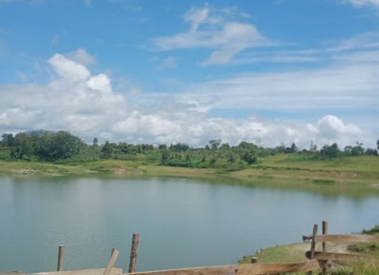indonesia/lake-toba/attraction/lake-above-the-lake-danau-di-atas-danau