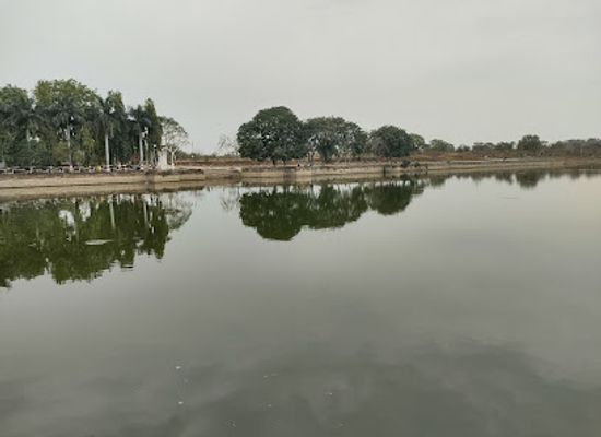 india/north-india/attraction/lake-of-bazargaon