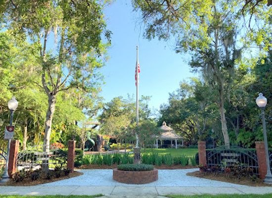 florida/sarasota-beaches/attraction/laurel-park