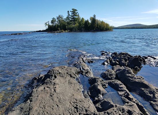 michigan/copper-harbor/attraction/hunter-s-point-park
