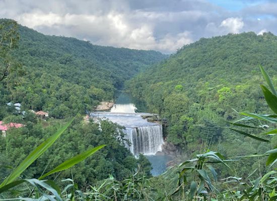 india/meghalaya/attraction/krang-shuri-falls