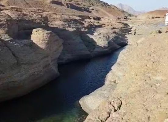 oman/al-buraymi-governorate/attraction/wadi-al-qahfi