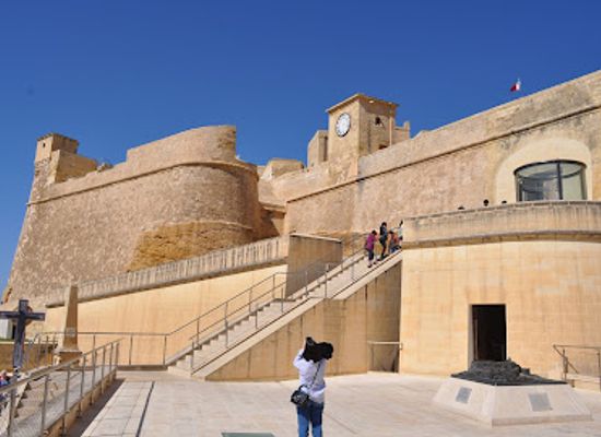 malta/gharb/attraction/obelisco-dell-arciduca-di-gozo