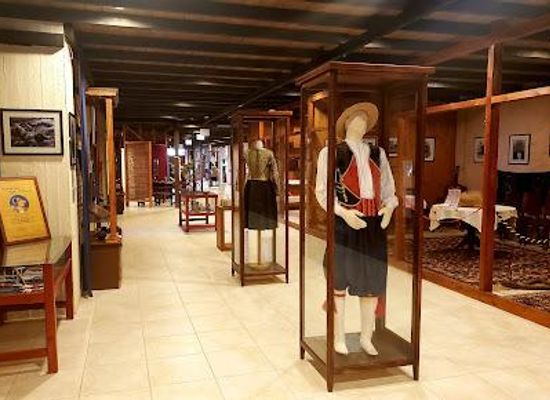albania/laberia/attraction/folklore-museum-of-acharavi