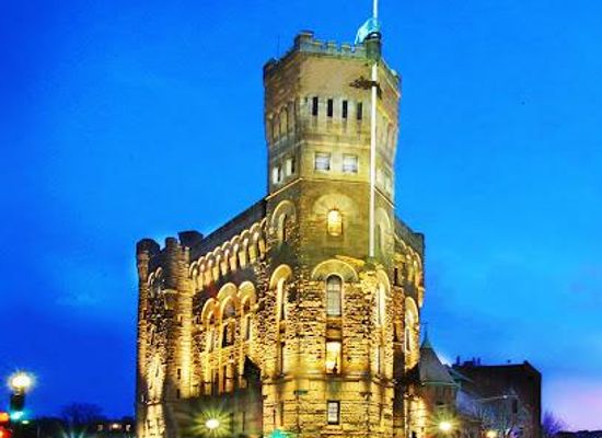 massachusetts/boston/attraction/the-saunders-castle-at-park-plaza