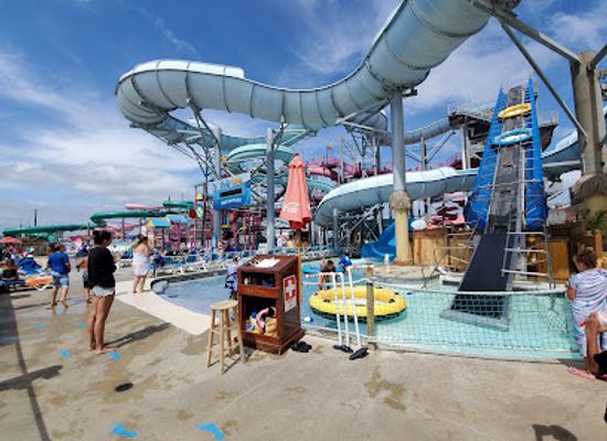 new-jersey/wildwood/attraction/splash-zone-waterpark