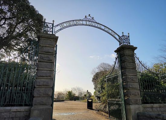 jersey/le-hocq-tower/attraction/howard-davis-park