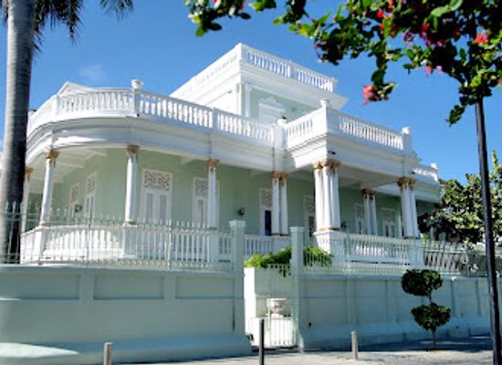 dominican-republic/cibao-valley/attraction/museo-del-ambar-dominicano