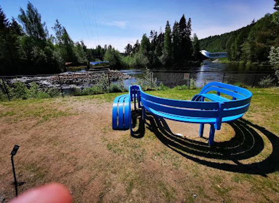 norway/viken/attraction/modified-social-benches-kistefos
