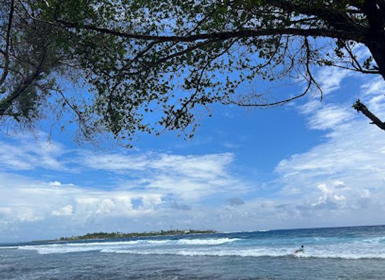 maldives/thulusdhoo/attraction/cokes-surf-break