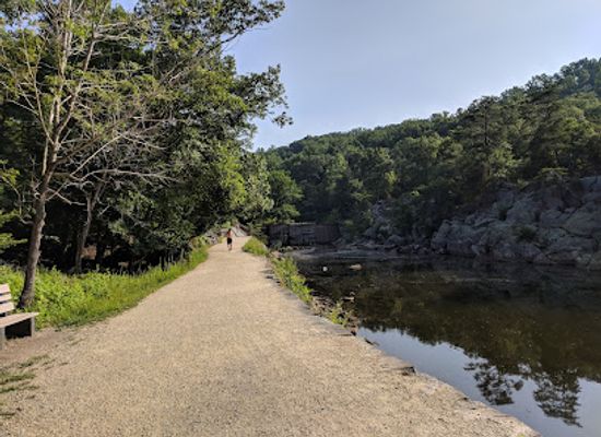 maryland/billy-goat-trail/attraction/angler-s-footbridge